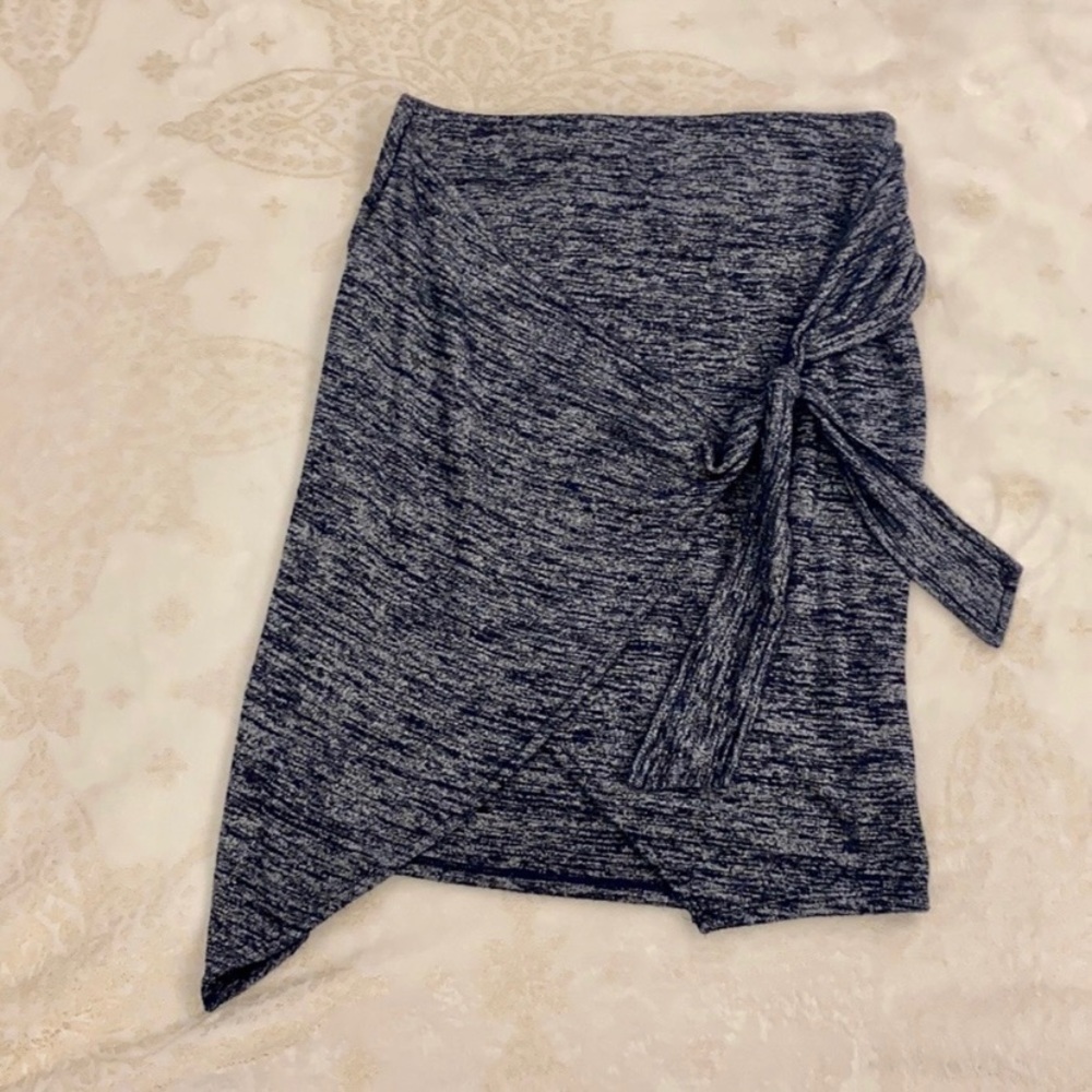 GAP Petite XS Black & Grey Skirt